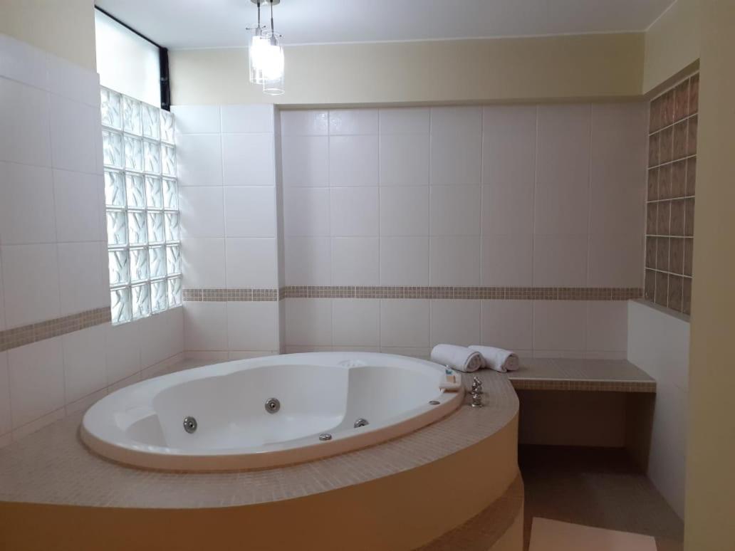 Hotel Melodia Ліма Екстер'єр фото